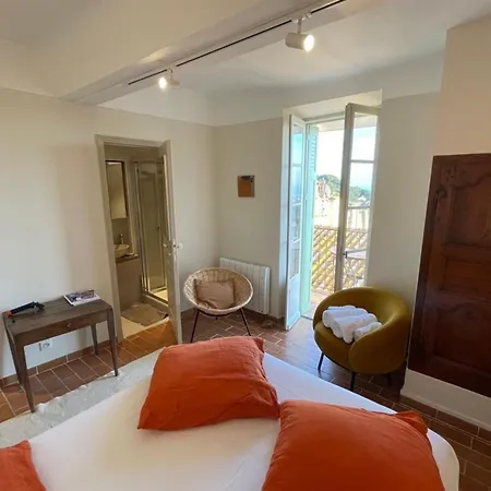 Charming - In The Heart Of A Medieval Village * Борм-ле-Мимоза